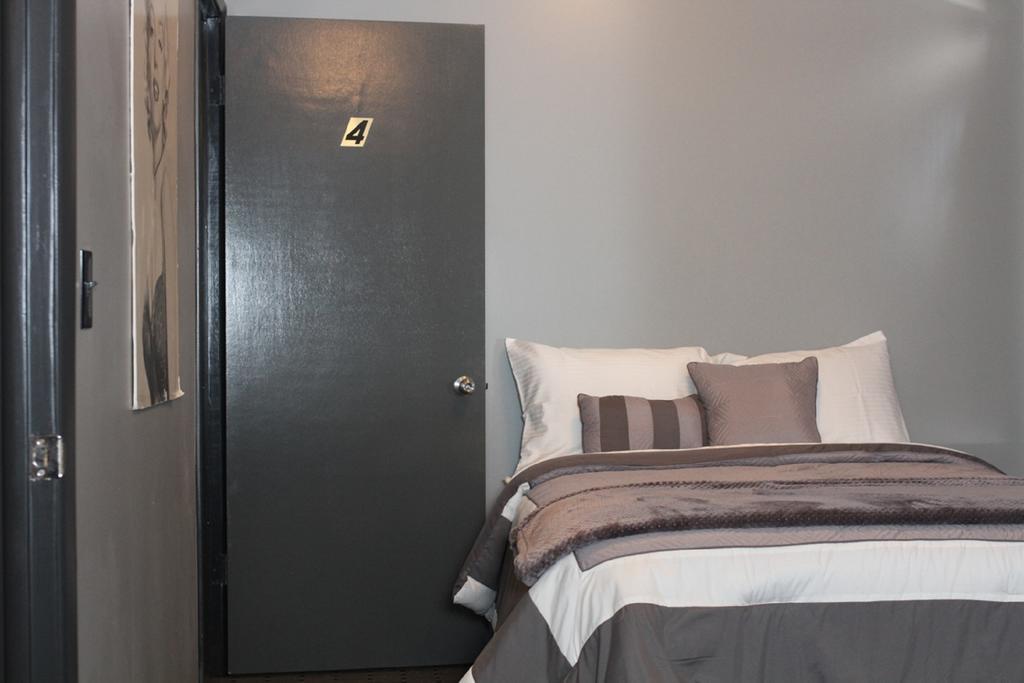 Lux Rooms Wallace Bilik gambar