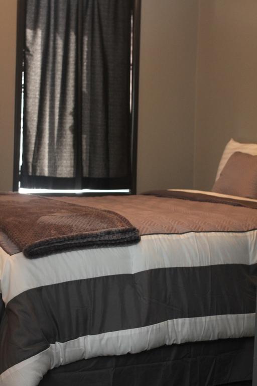 Lux Rooms Wallace Bilik gambar
